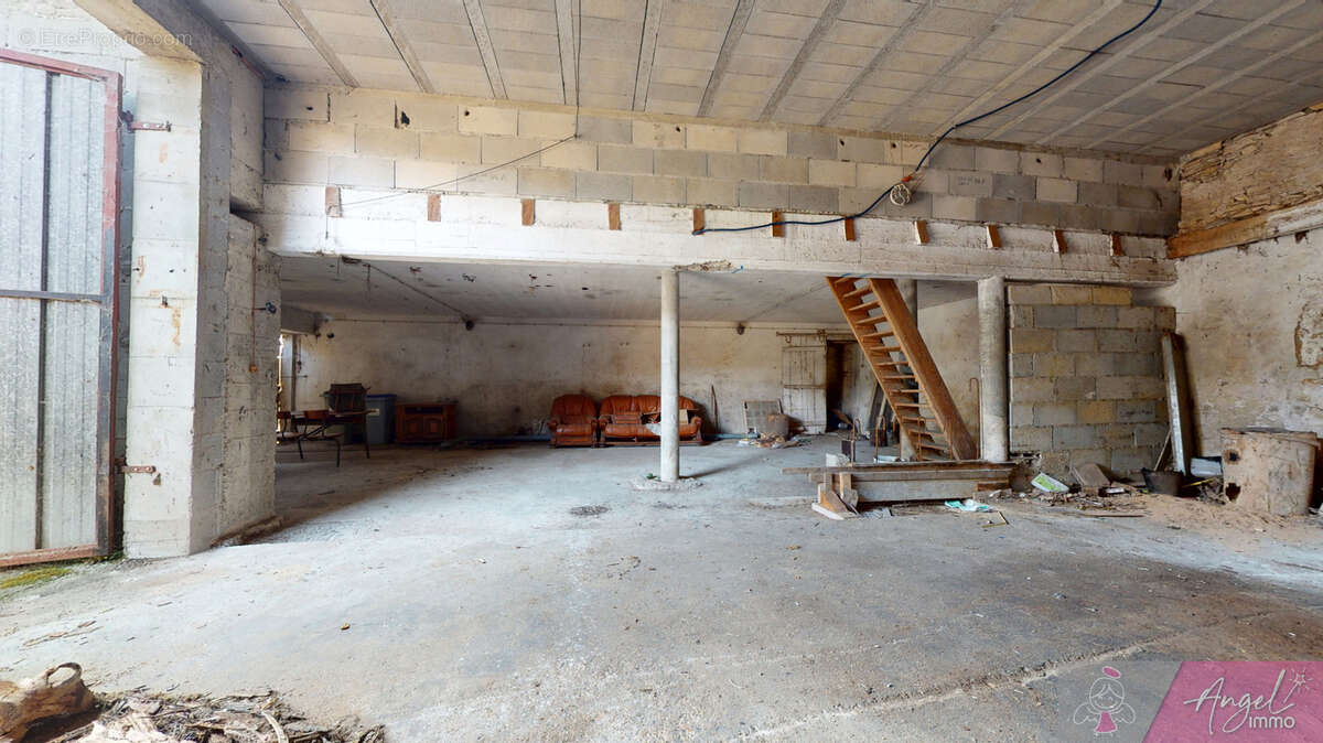 Maison à VRIANGE