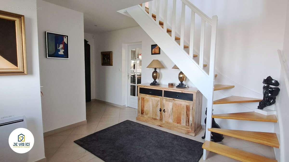 Maison à HINGES