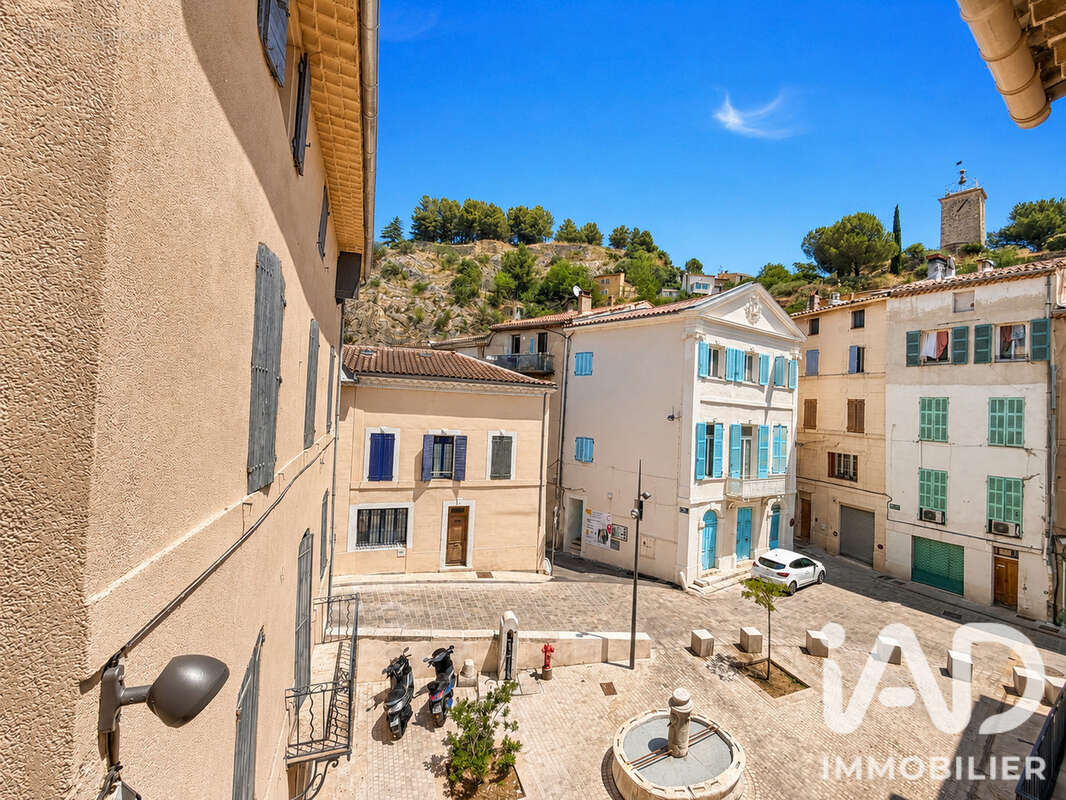 Photo 8 - Appartement à ROQUEVAIRE