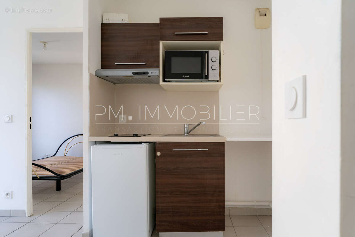 Appartement à MARSEILLE-3E