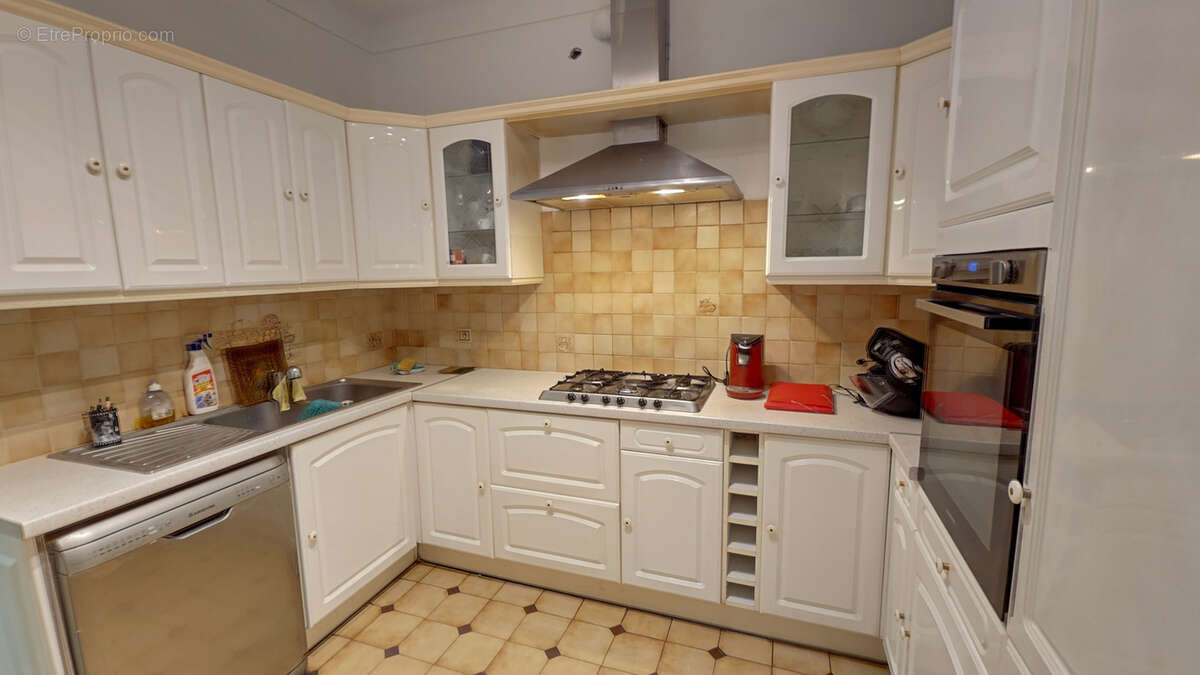 CANNES à vendre maison 5 pièces de 115 m2 sur un terrain de 442 m2 - photo 7