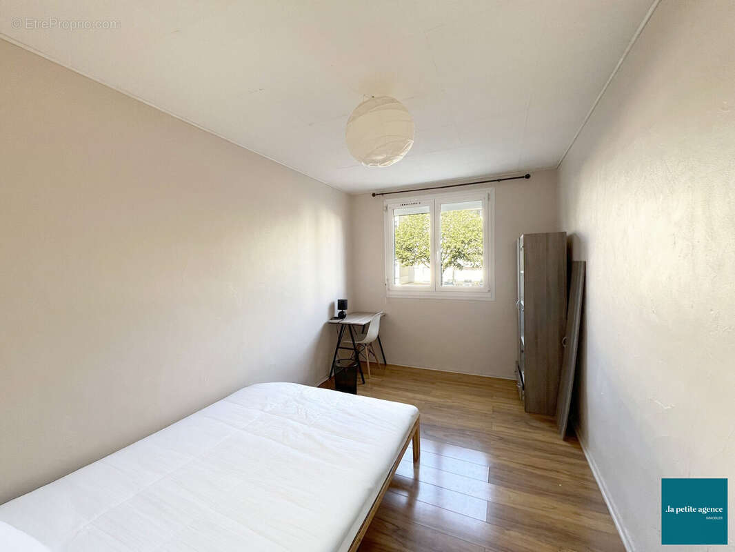 Appartement 85 m² à Caen  - photo 5