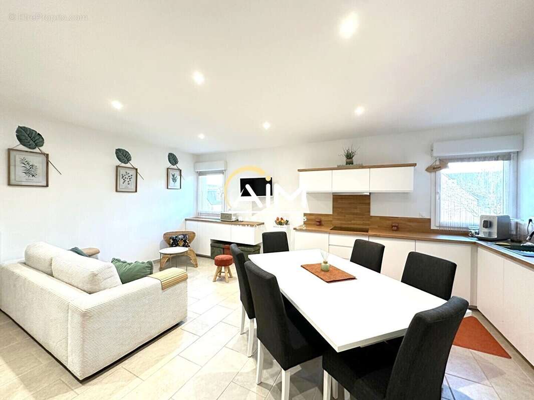 Maison à MONTLOUIS-SUR-LOIRE