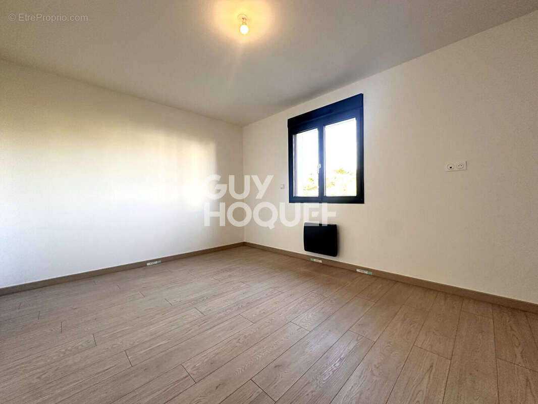 Maison à LA VRAIE-CROIX