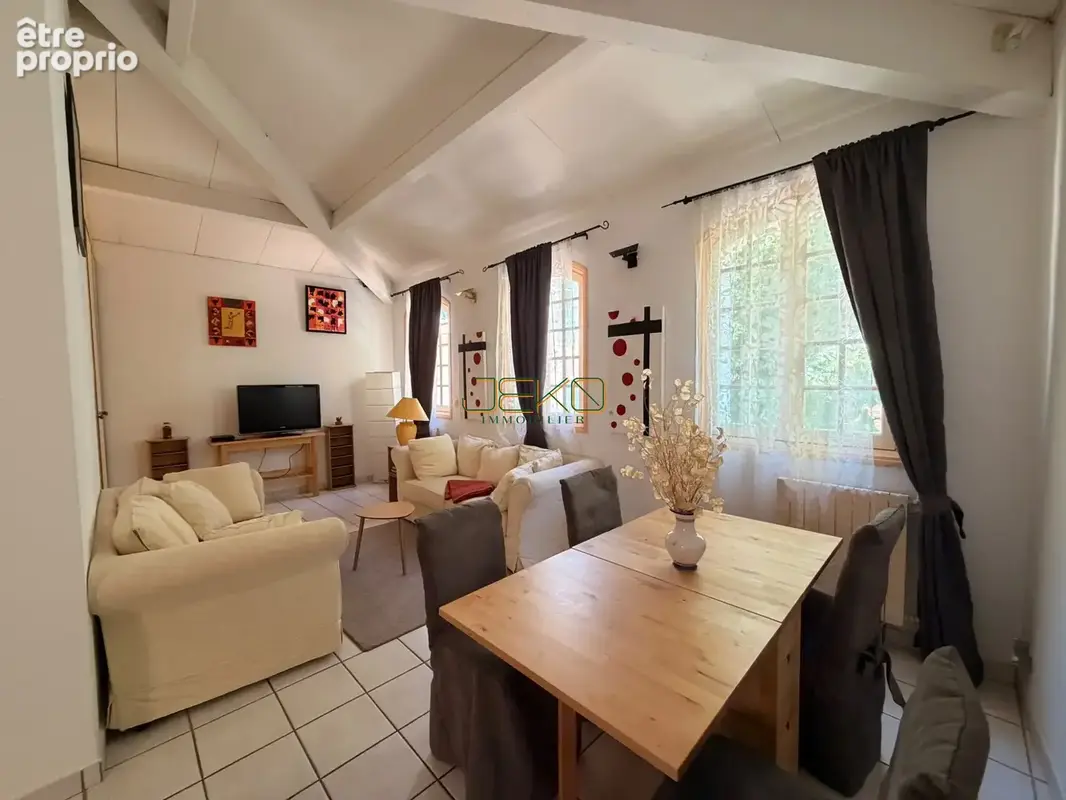Appartement 4 pièces 90 m² à vendre à Nimes (30000) - photo 2