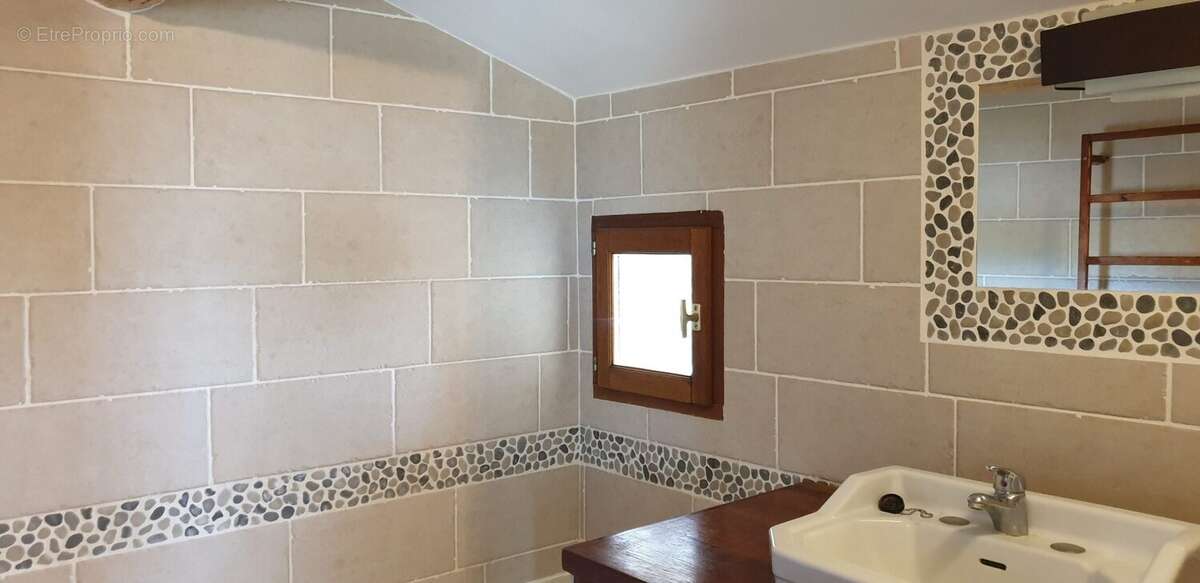 Appartement à AIGREMONT