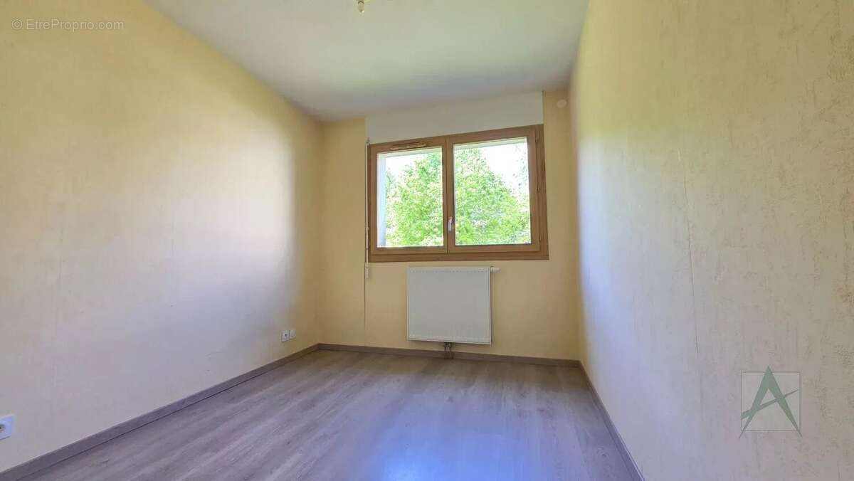 Appartement à COGNIN
