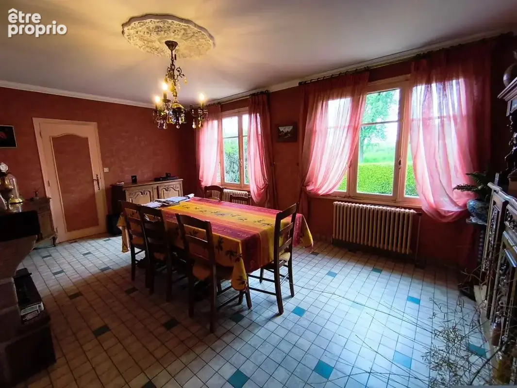 Maison 118 m² à Saint-Fraimbault  - photo 3