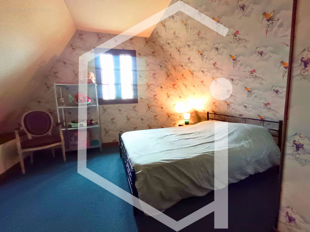 Maison à COSNE-COURS-SUR-LOIRE