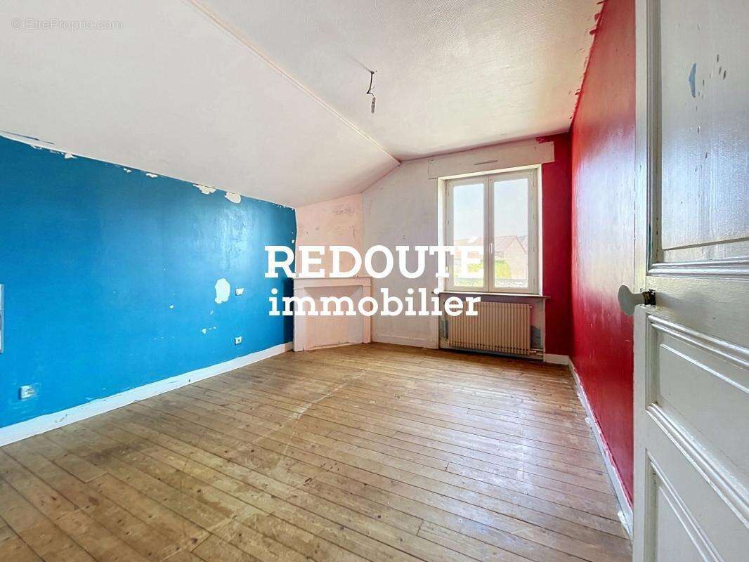 Suippes - à vendre - maison avec terrain et garage - photo 15