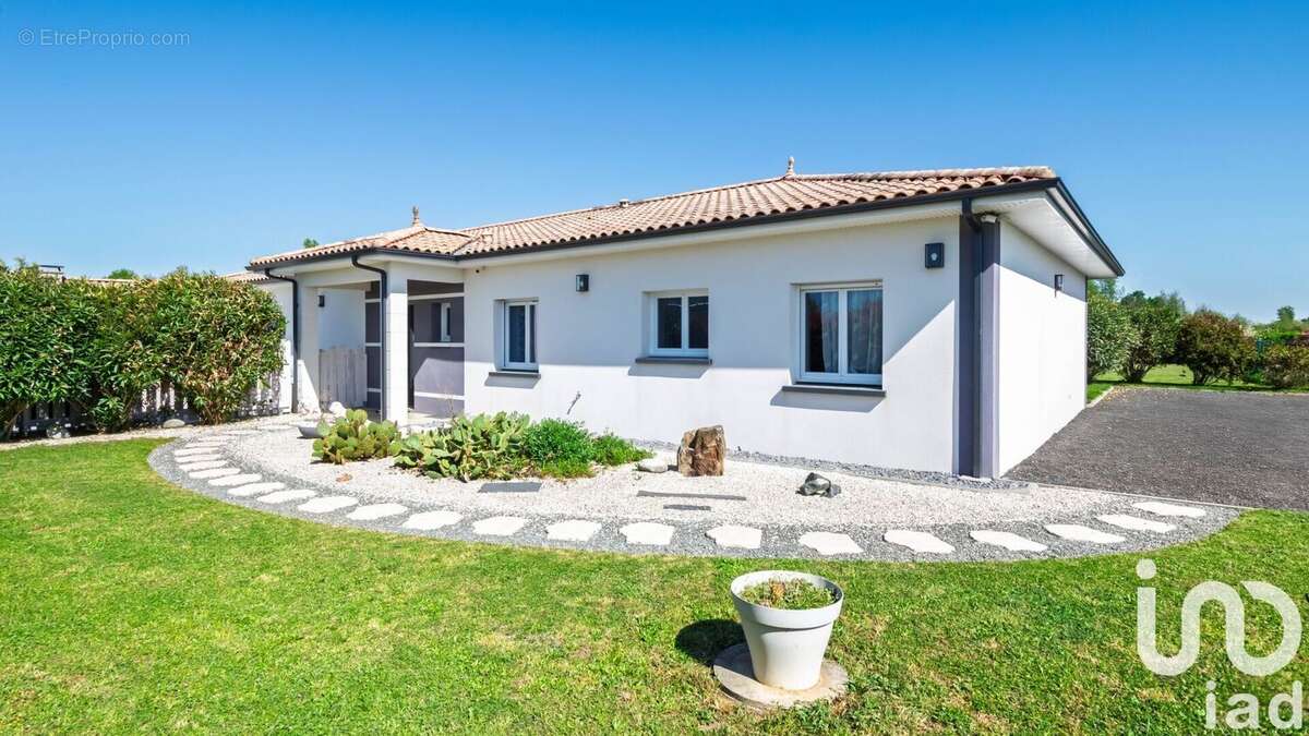 Photo 5 - Maison à IZON