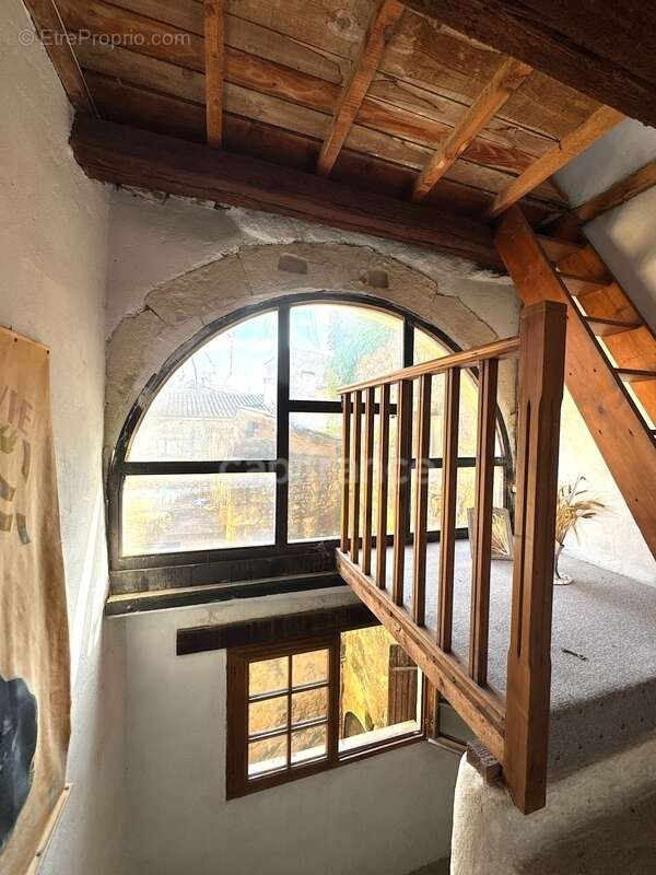Maison à MEYNES
