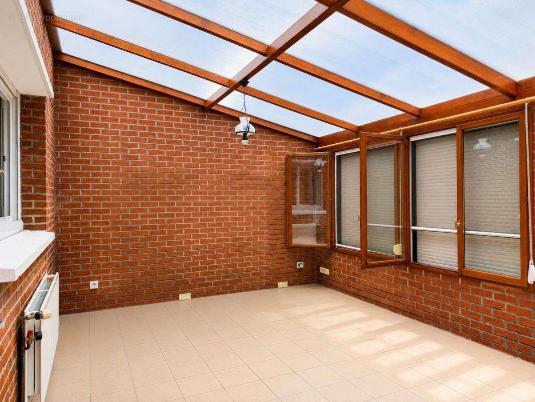 Raches - lot maison + dépendance + 2 doubles garages - photo 10