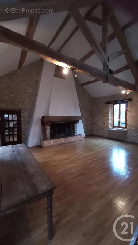Maison à FERICY