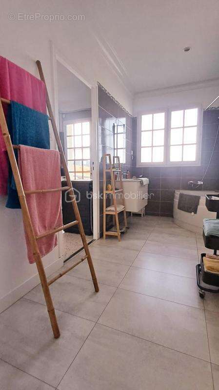 Maison à LA CHAPELLE-ACHARD