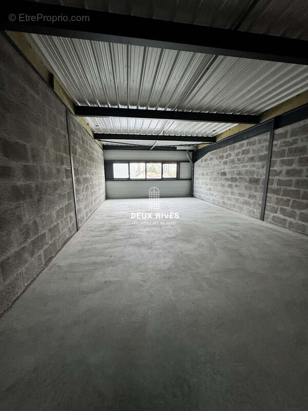 Commerce à HAUTE-GOULAINE