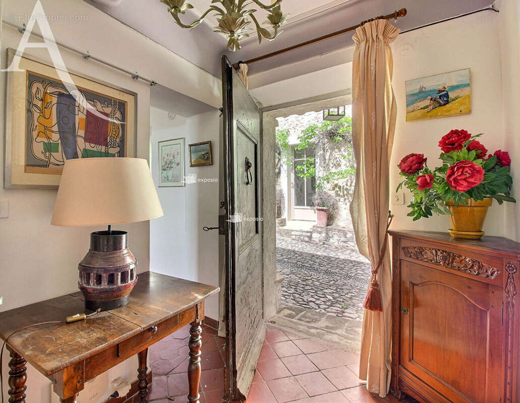 Maison à MOUGINS