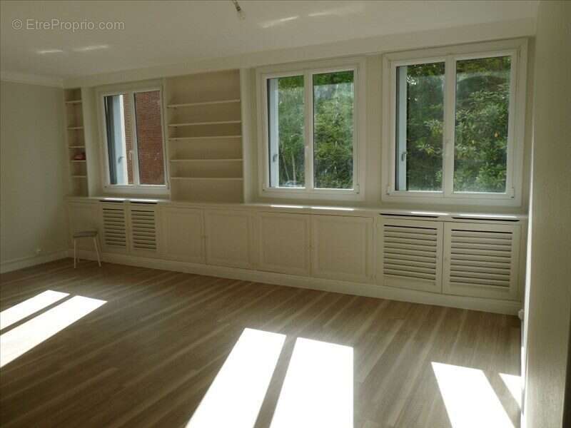 Appartement à LOUVECIENNES