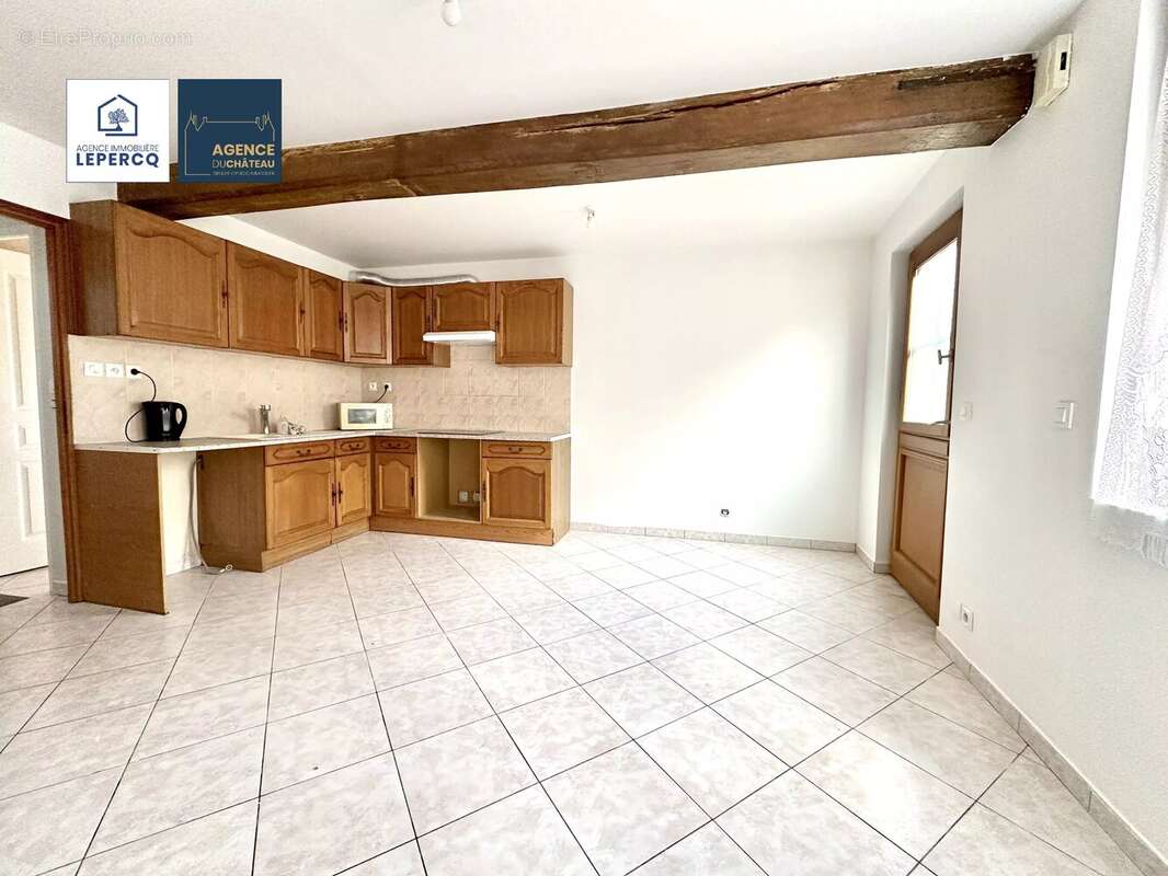 Maison à VIC-SUR-AISNE