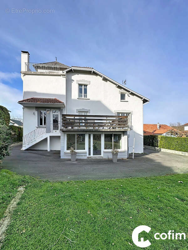 Maison à LOURDES