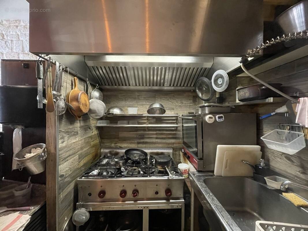Autre à PARIS-4E
