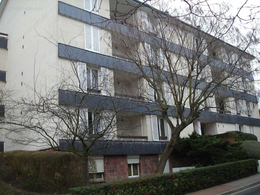 Appartement à LOUVECIENNES