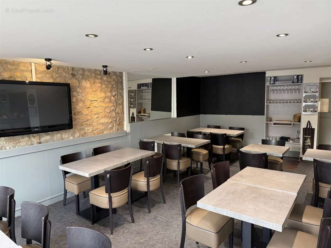 Commerce à SAINT-SAVIN