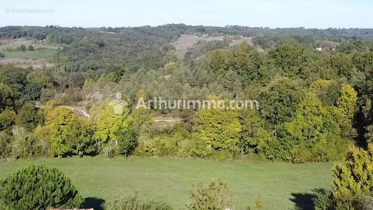Maison à SAINT-ASTIER