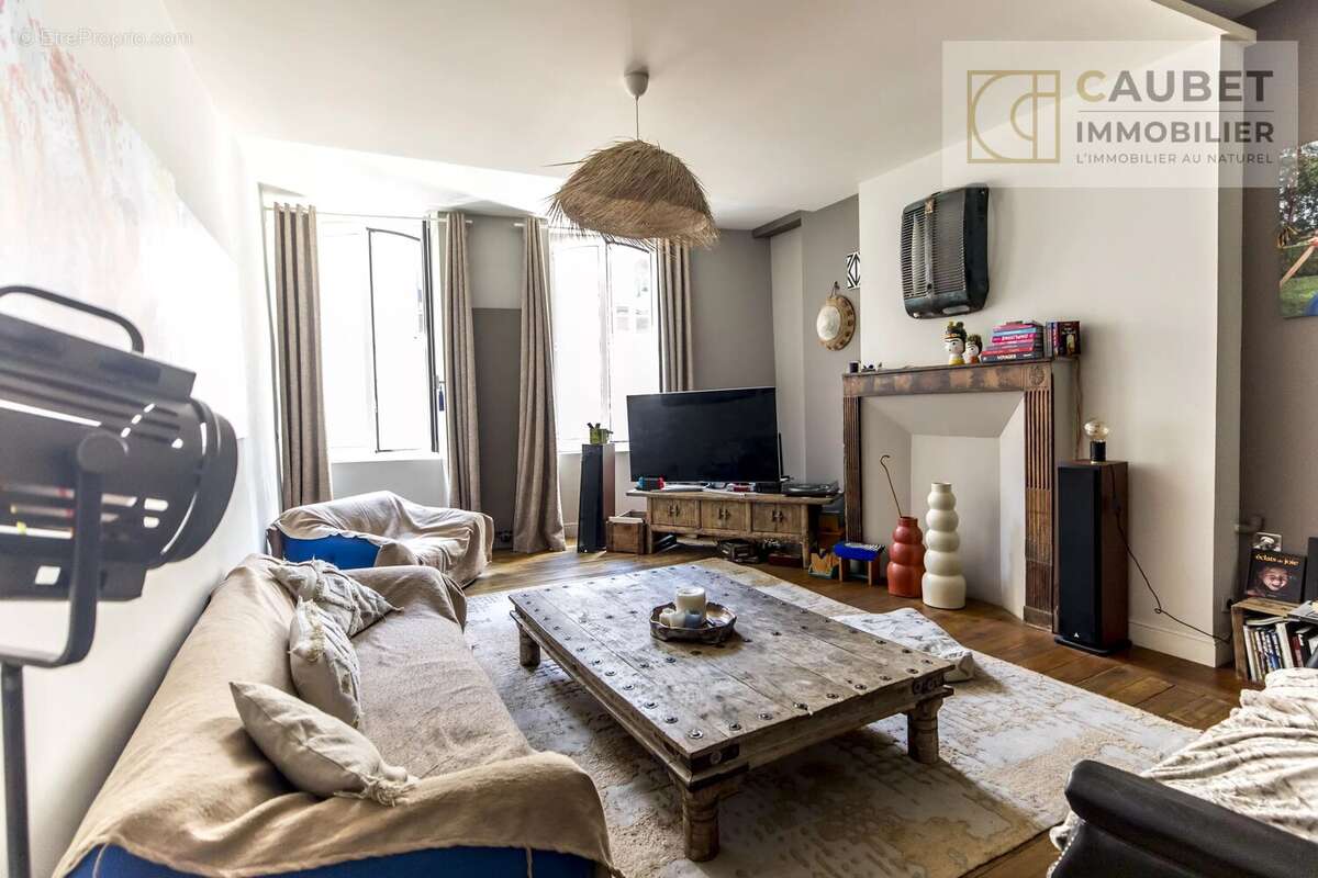 TARBES CENTRE – Maison de ville de 1780 avec cachet – 240m² - photo 7