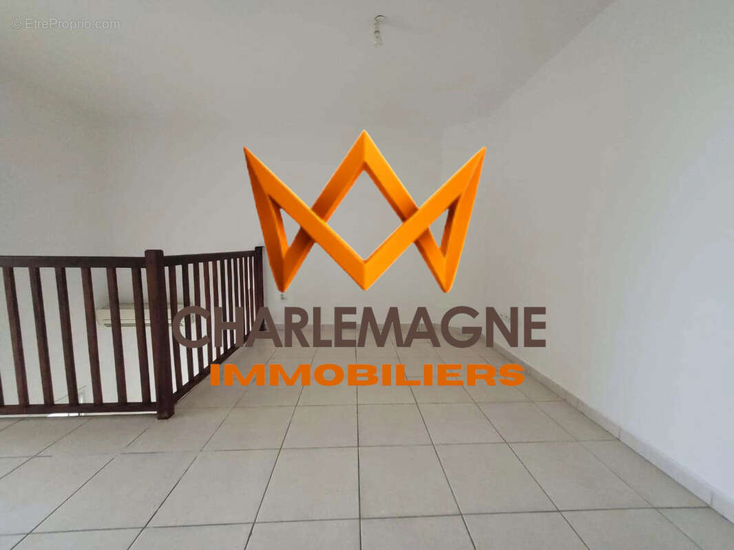 Appartement à BAIE-MAHAULT