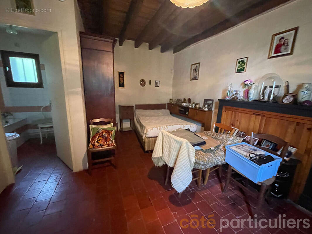 Maison à SAINT-SYMPHORIEN