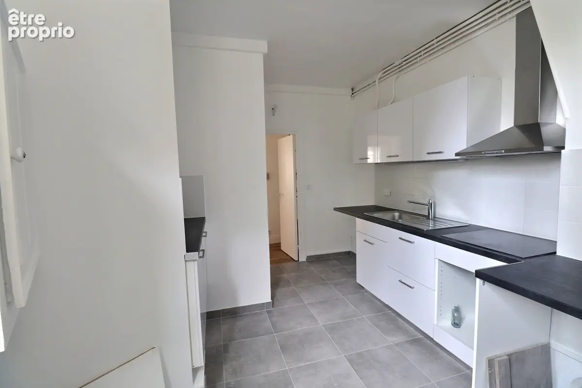 Appartement 77 m² à Paris-15e  - photo 7
