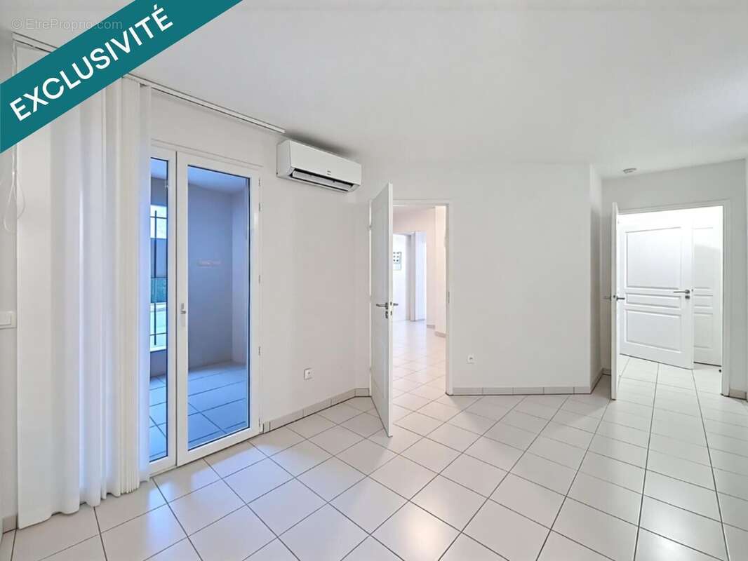 Photo 4 - Appartement à ROQUEBRUNE-SUR-ARGENS