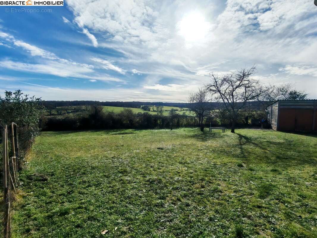 Maison à LA NOCLE-MAULAIX