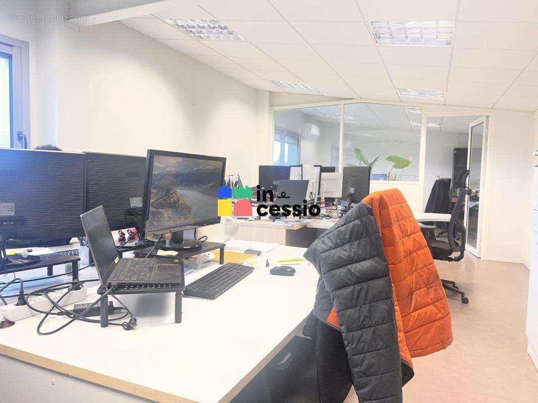 Technoparc des 24 Heures – Le Mans A vendre Bâtiment d'acti - photo 13