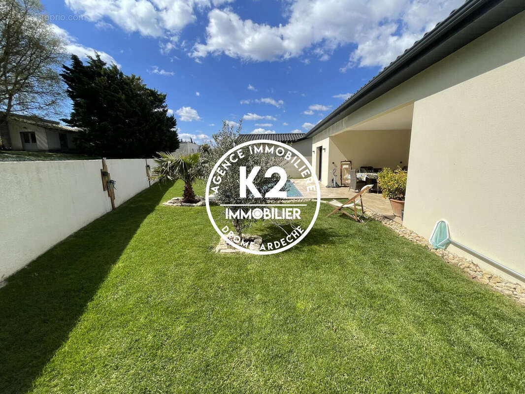 Maison à MONTELIMAR