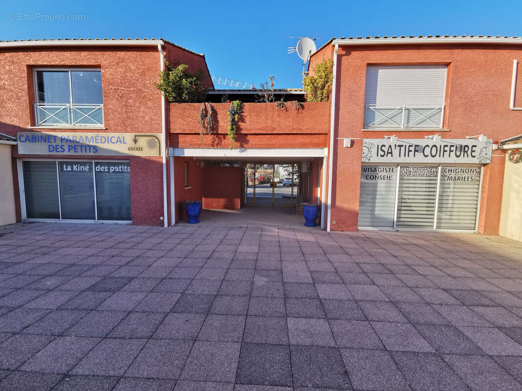 Commerce à LE CRES