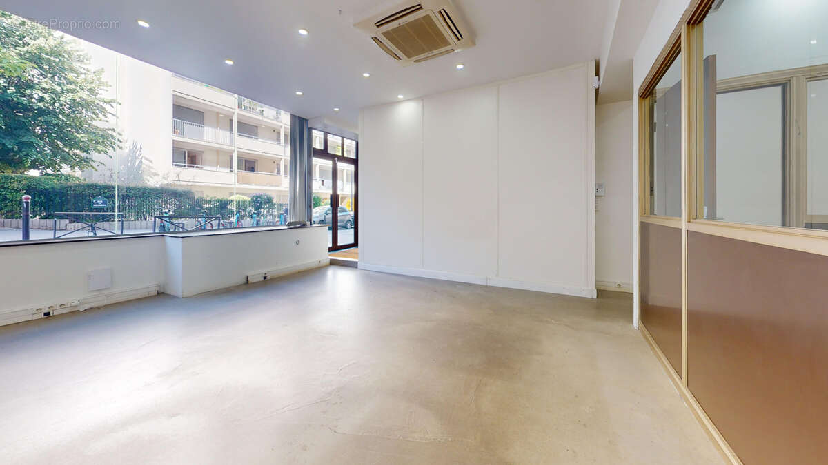 Commerce à PARIS-12E