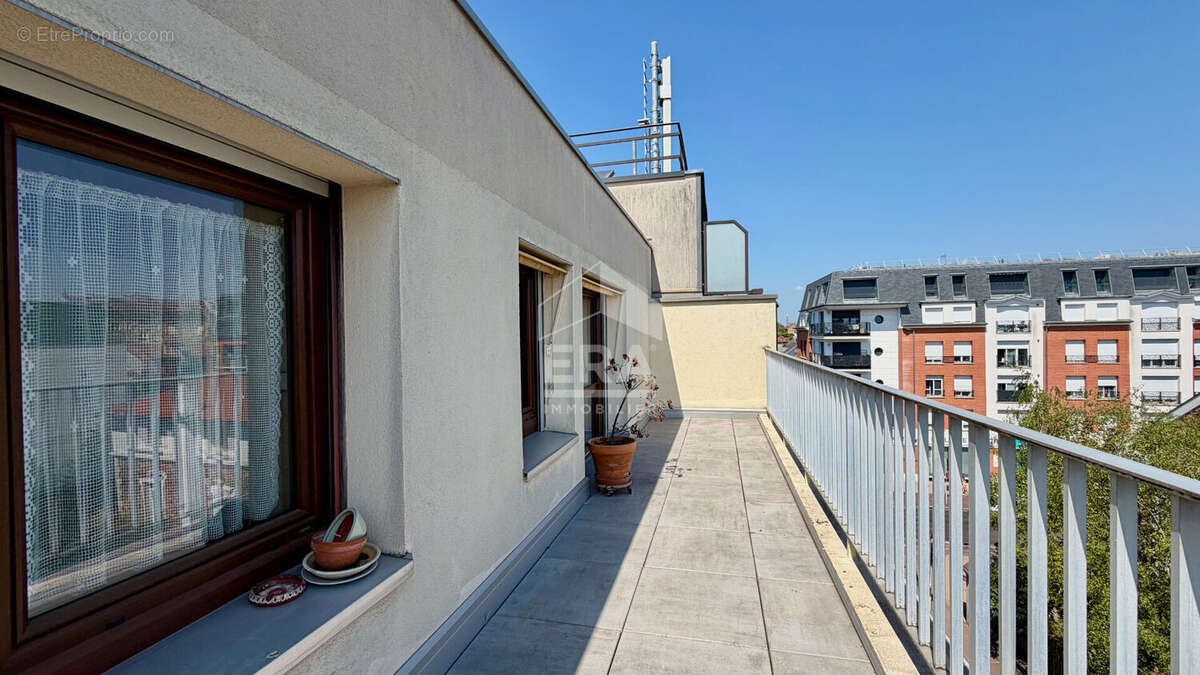 Appartement f3 70m² à juvisy-sur-orge, dernier étage avec 2 terrasses - photo 13