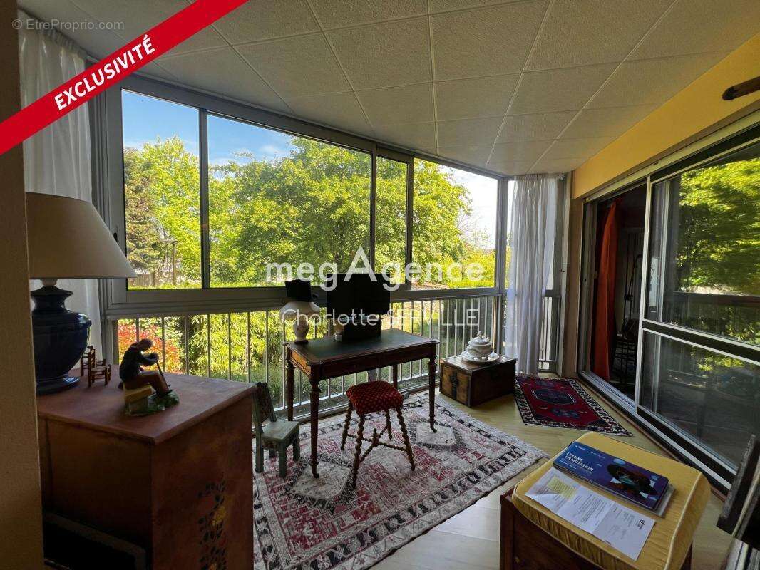 Appartement à LE CHESNAY