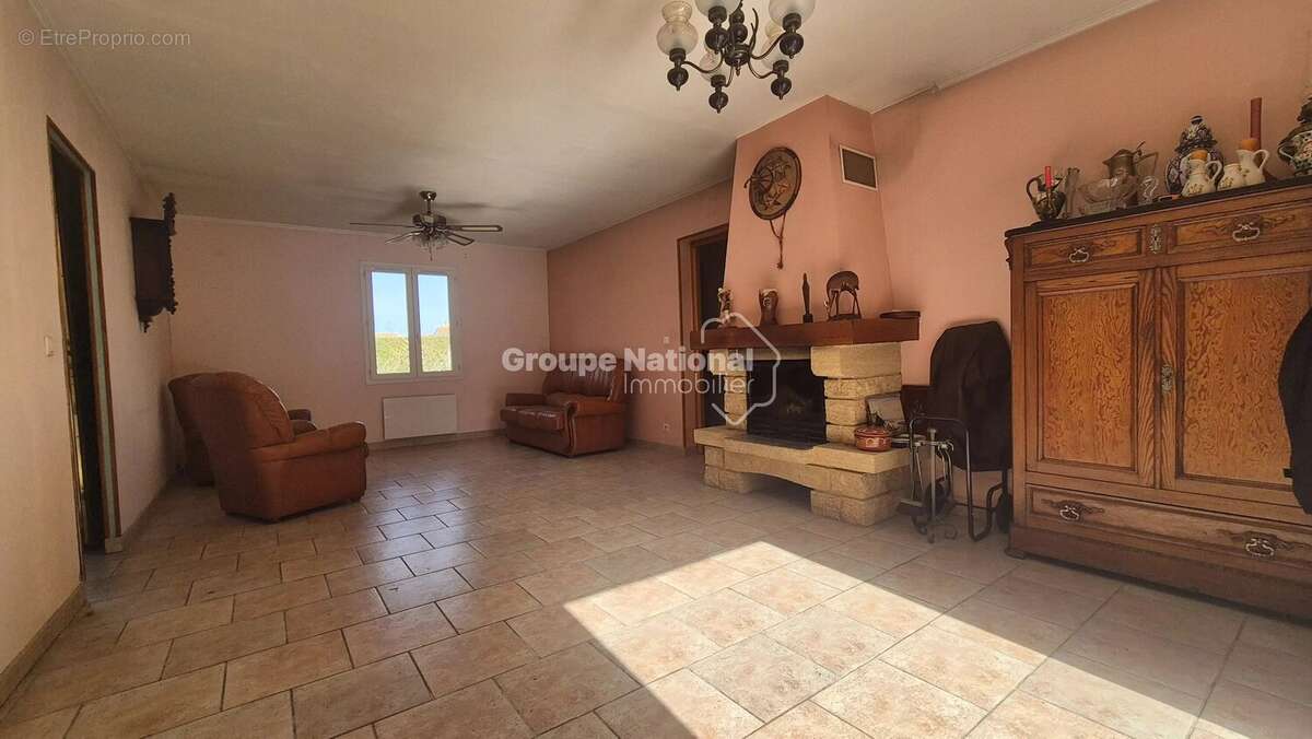 Maison à SORGUES