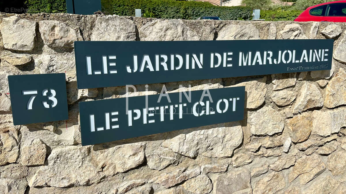 Terrain à MERINDOL