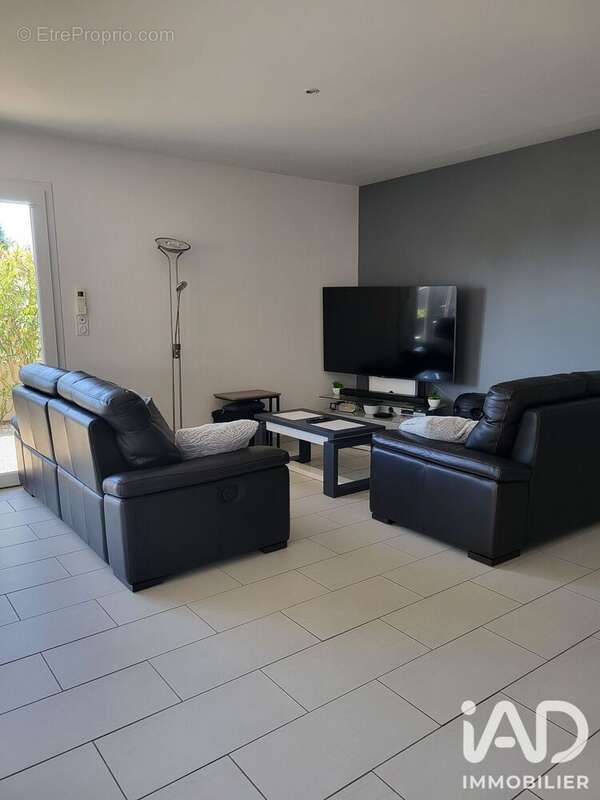 Maison 151 m² à Tonnay-Charente  - photo 4