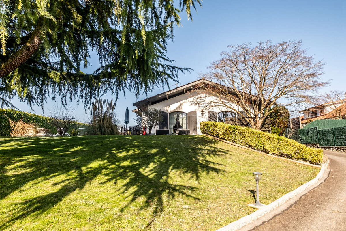 Maison 206 m² à Margencel  - photo 5