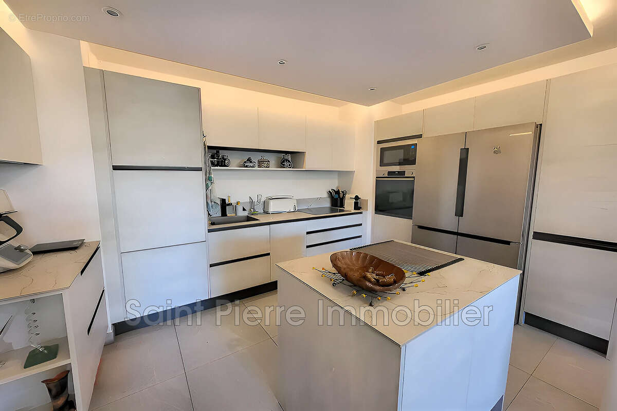 Appartement à VILLENEUVE-LOUBET