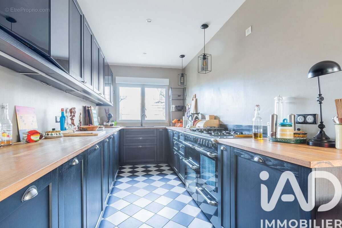 Photo 4 - Maison à VIRY-CHATILLON