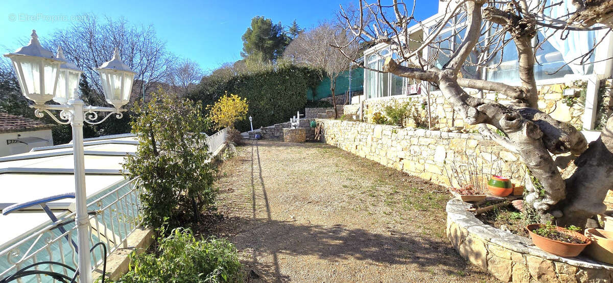 Maison à DRAGUIGNAN