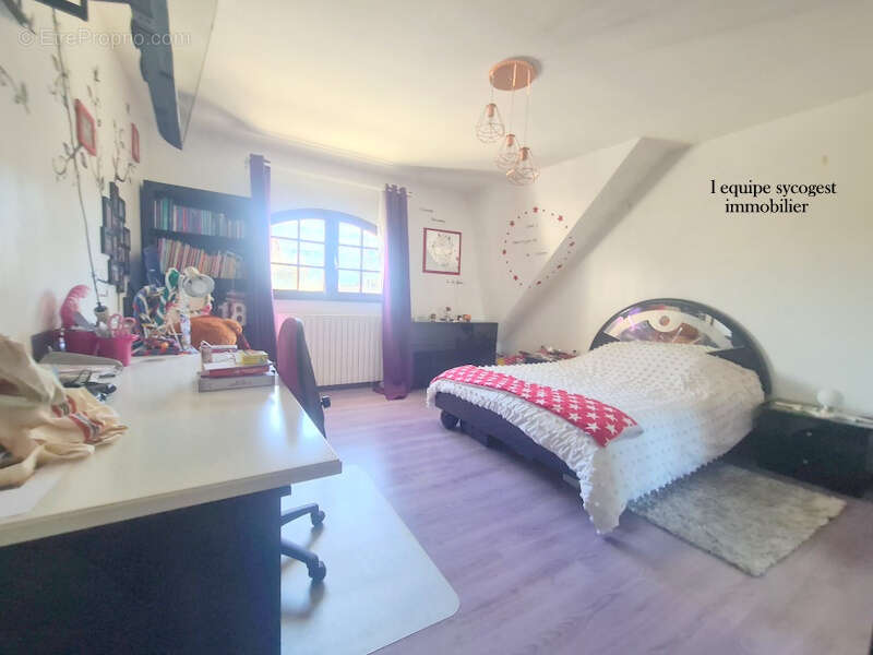 Maison à NOISY-LE-SEC