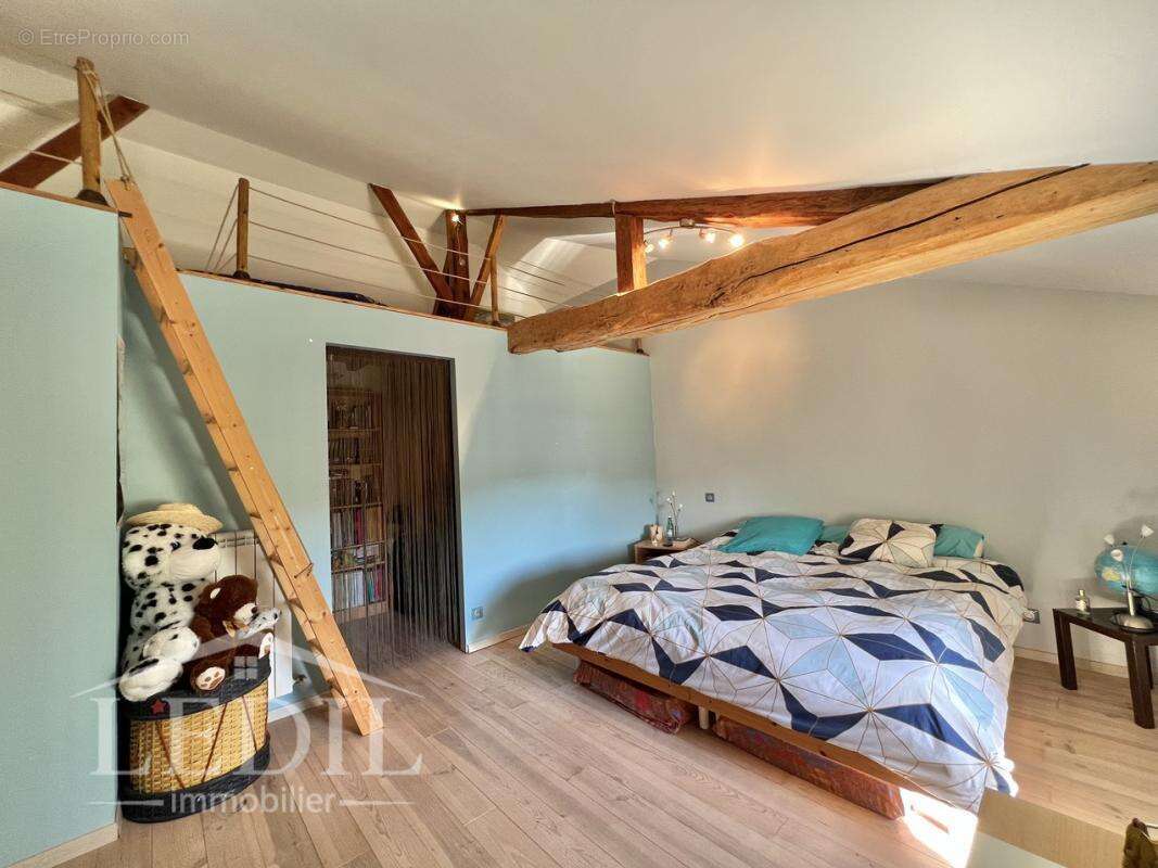 Maison à CASTELJALOUX