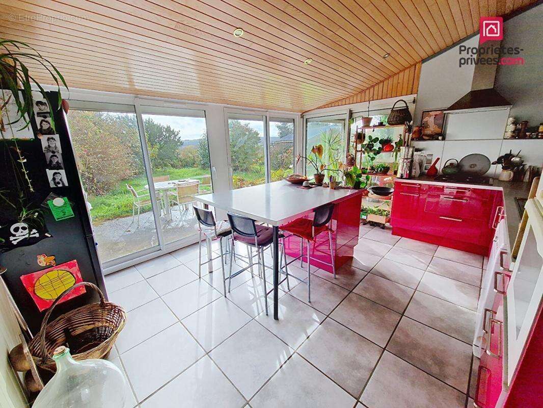 Maison à PLOUGONVEN